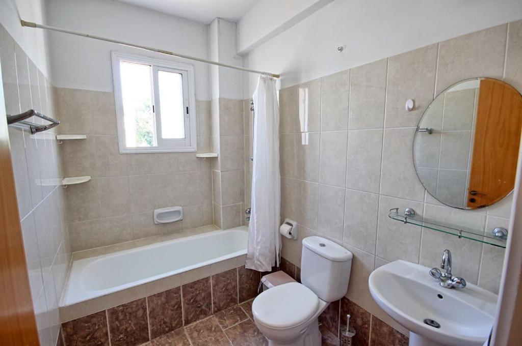 דירה Just Renovated Beautiful 2 Bed In 5 Min Drive To The Paphos